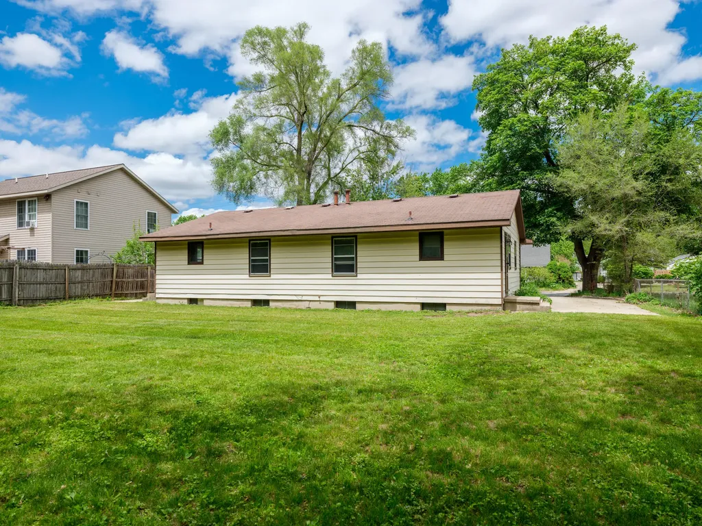 238-240 Wilbur Street SE Wyoming City MI 49548