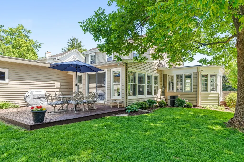 1532 Henderson Drive Kalamazoo City MI 49006