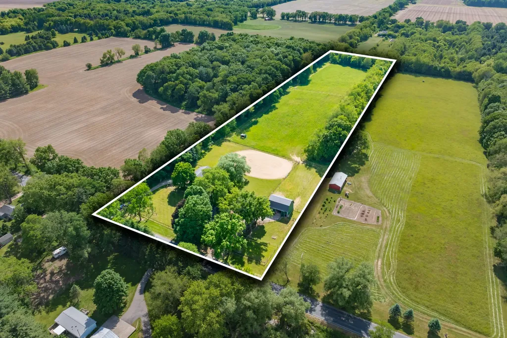 10465 N 32nd Street Richland Township MI 49083