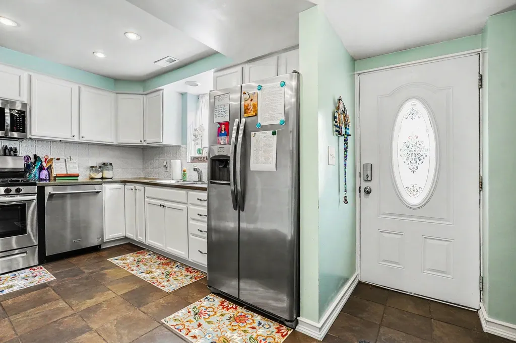 11230 Lakeshore Drive Fabius Township MI 49093