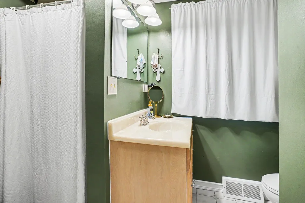 11230 Lakeshore Drive Fabius Township MI 49093