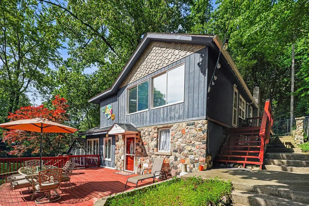 11230 Lakeshore Drive Fabius Township MI 49093