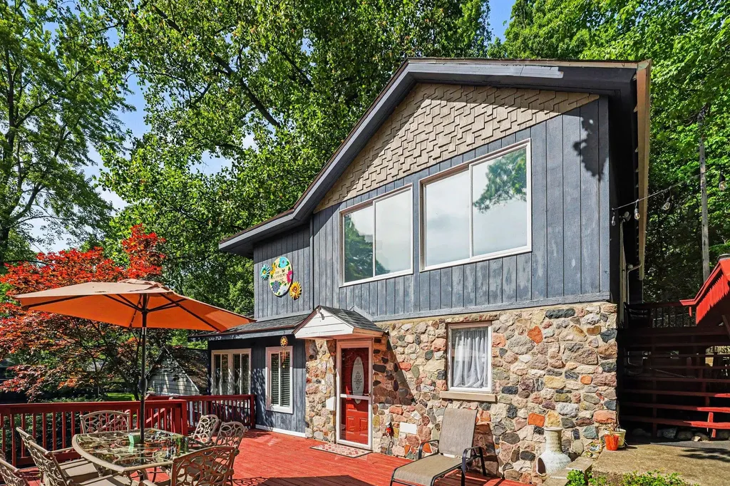 11230 Lakeshore Drive Fabius Township MI 49093