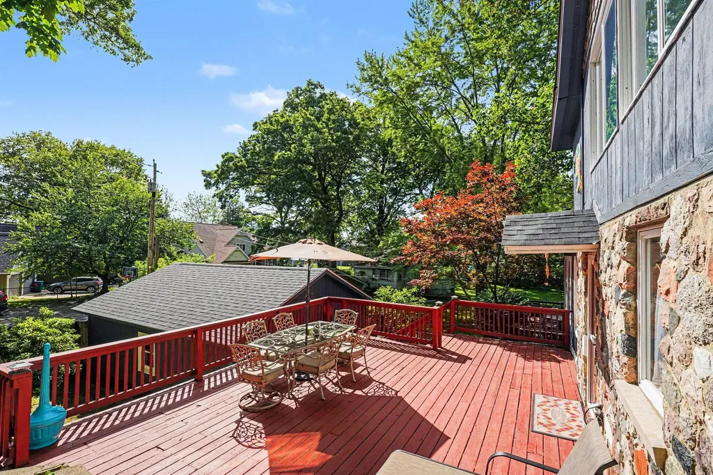 11230 Lakeshore Drive Fabius Township MI 49093