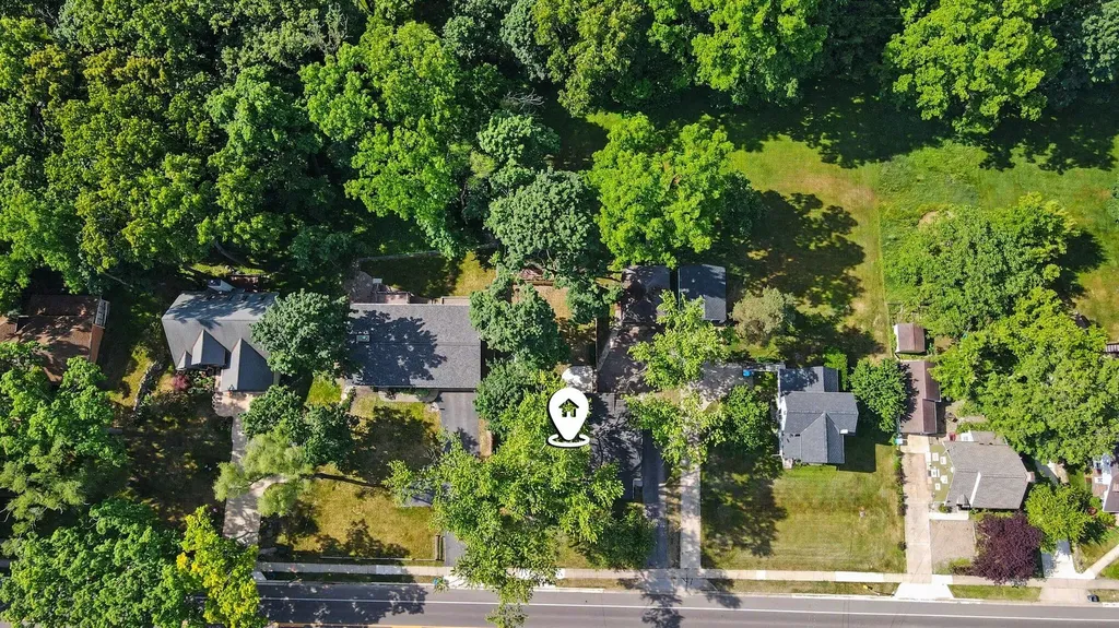 1213 Whites Road Kalamazoo City MI 49008