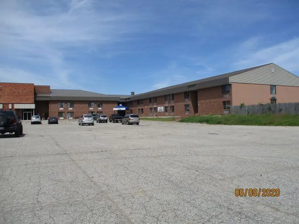 5217 Bay City Road Midland City MI 48642