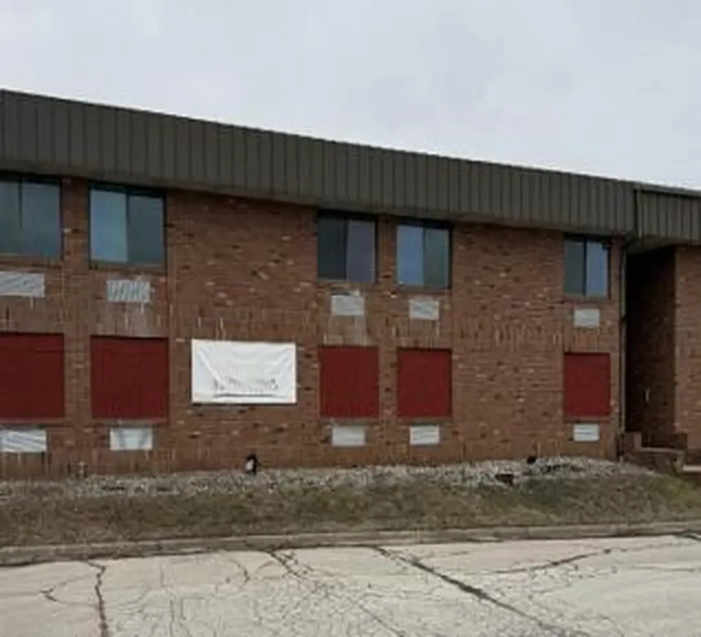 5217 Bay City Road Midland City MI 48642