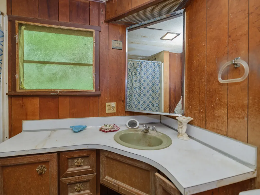 4511 Waldorf Road Hope Township MI 49046