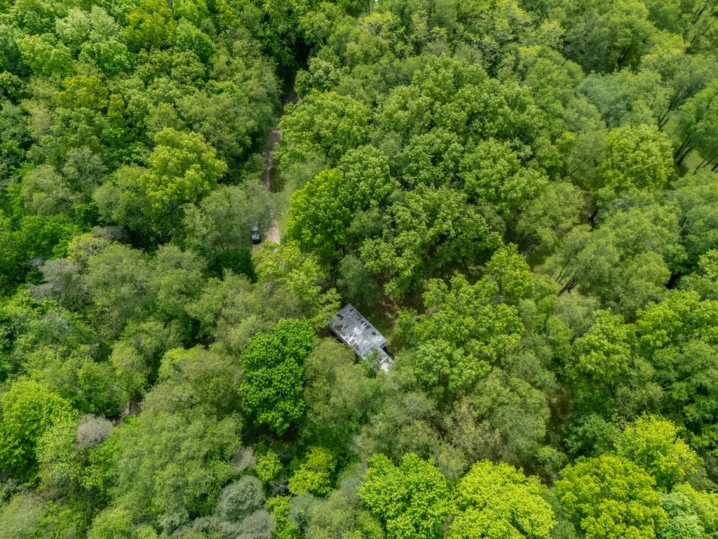 4511 Waldorf Road Hope Township MI 49046