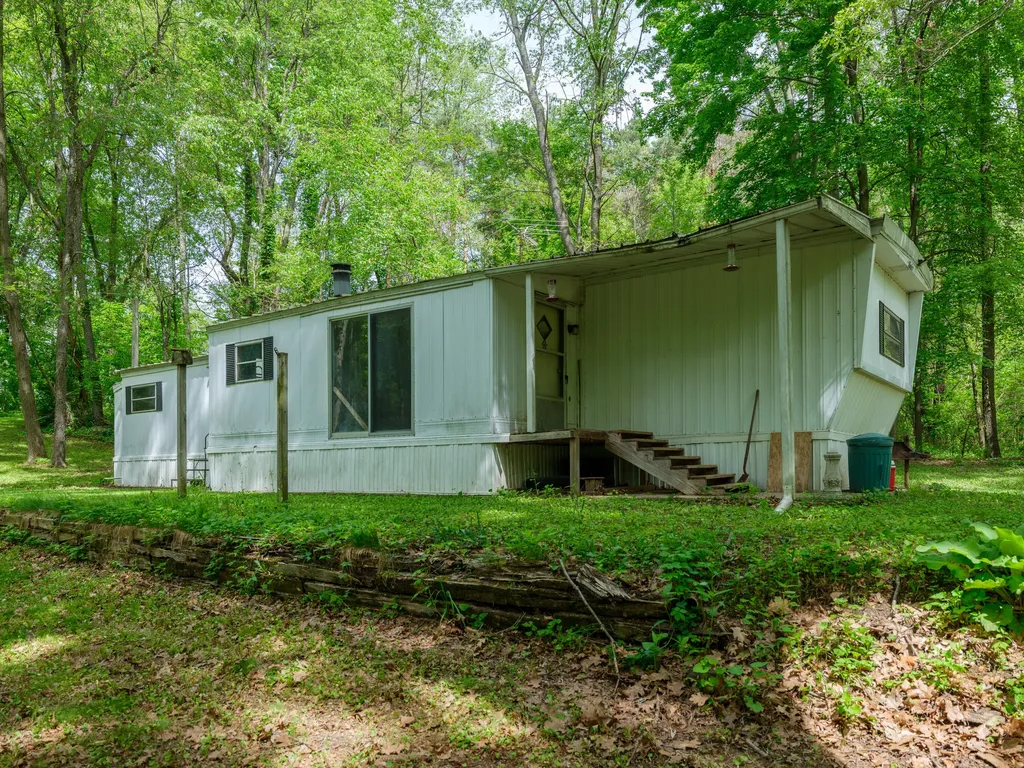 4511 Waldorf Road Hope Township MI 49046