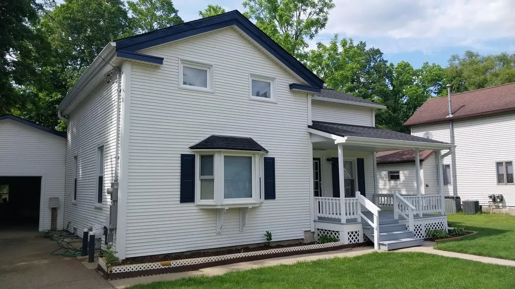 240 W Battle Creek Street Galesburg City MI 49053