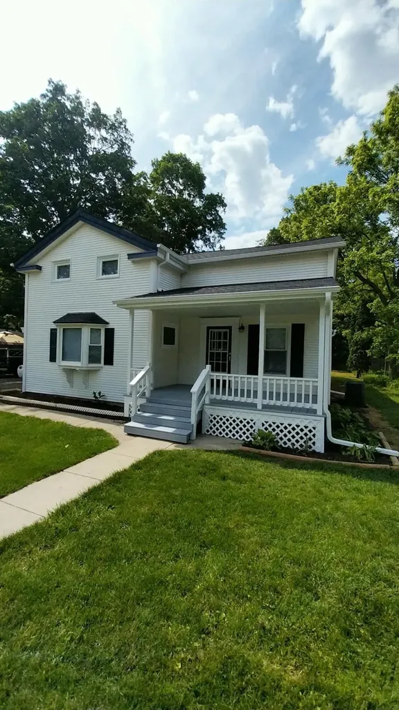 240 W Battle Creek Street Galesburg City MI 49053