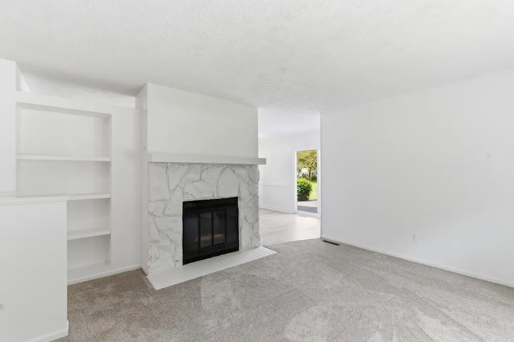 24383 Thousand Oaks Drive Almena Township MI 49071