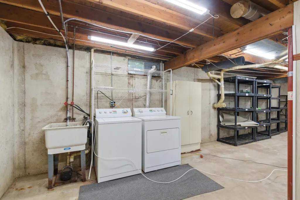 24383 Thousand Oaks Drive Almena Township MI 49071