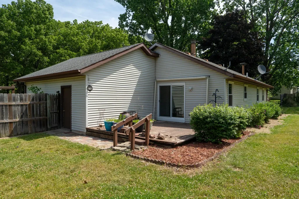 24383 Thousand Oaks Drive Almena Township MI 49071