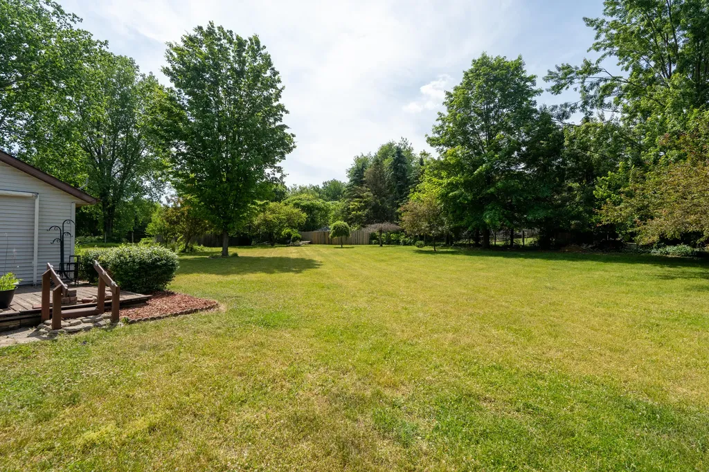 24383 Thousand Oaks Drive Almena Township MI 49071