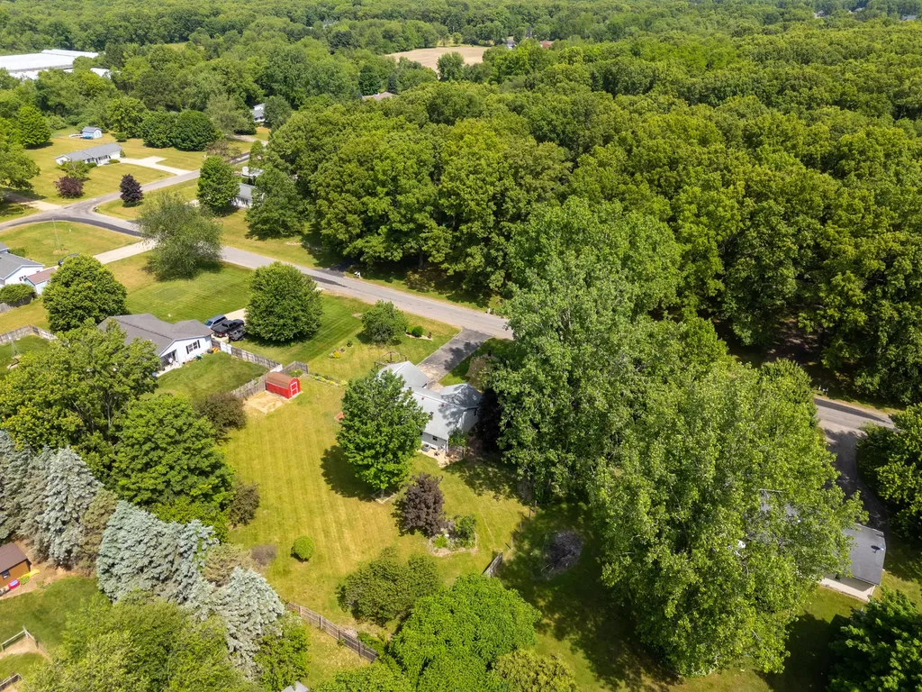 24383 Thousand Oaks Drive Almena Township MI 49071