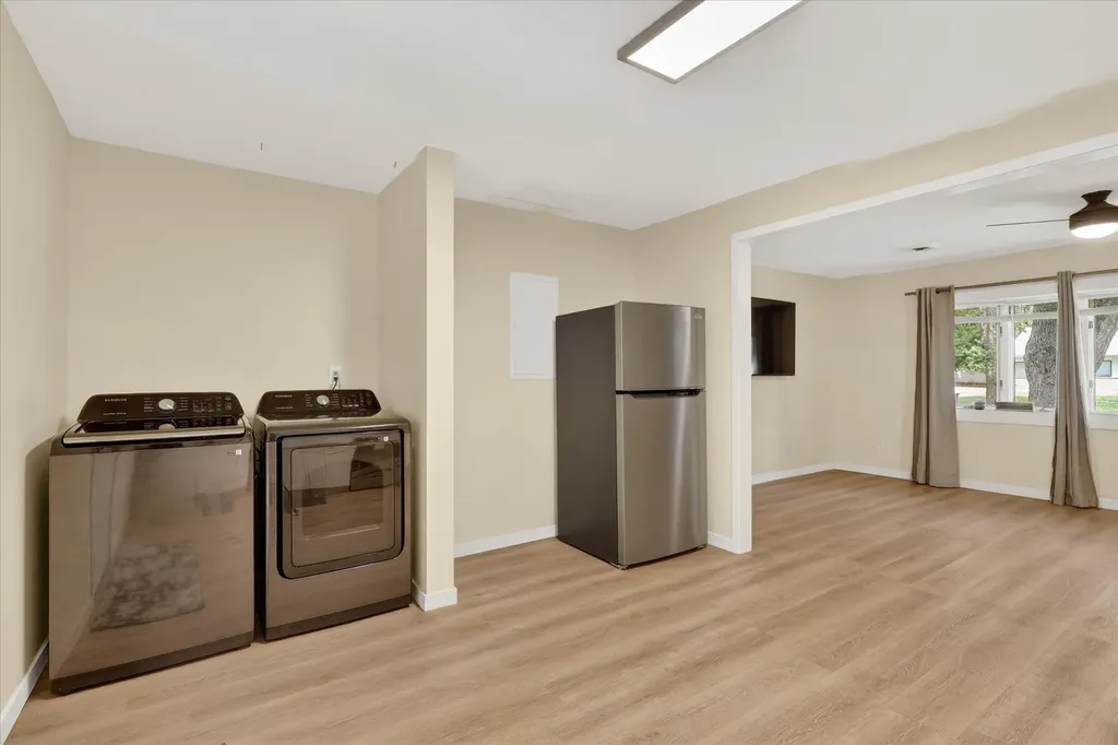 749 Denway Drive Kalamazoo City MI 49008