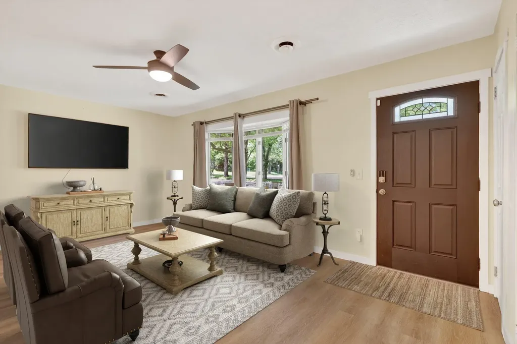 749 Denway Drive Kalamazoo City MI 49008