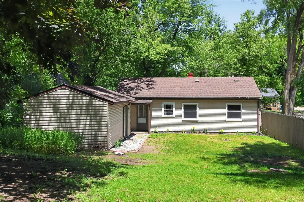 749 Denway Drive Kalamazoo City MI 49008