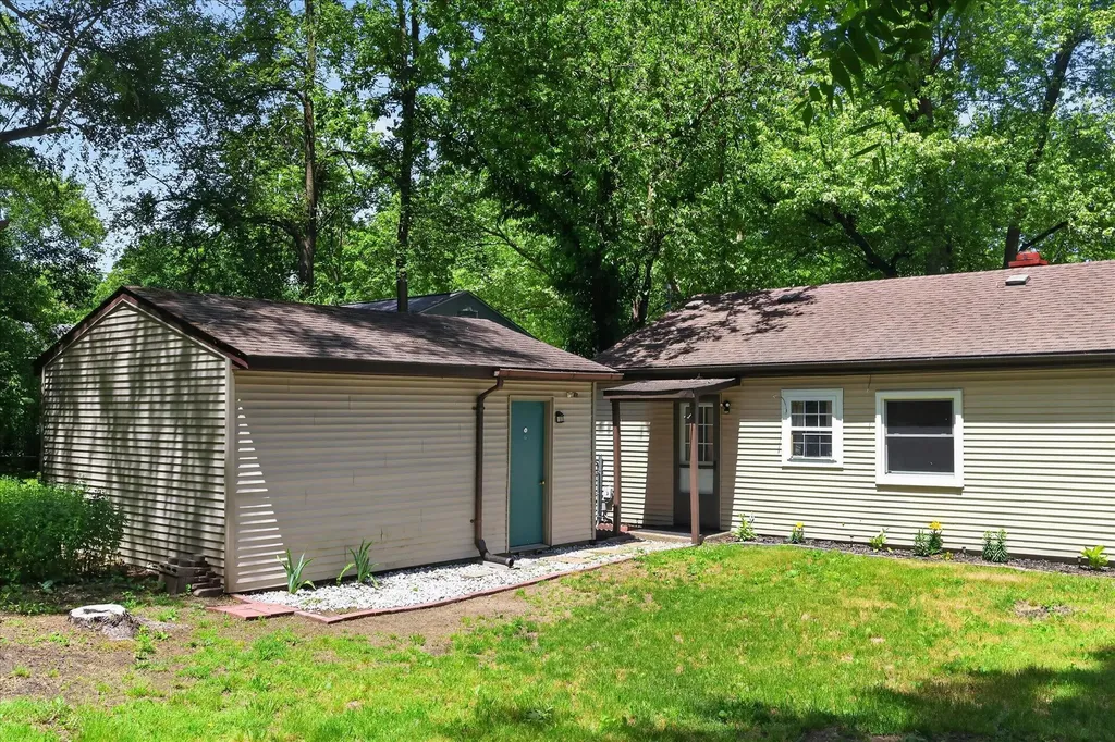 749 Denway Drive Kalamazoo City MI 49008