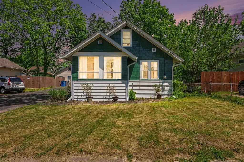 204 Nelson Avenue Kalamazoo Charter Township MI 49006
