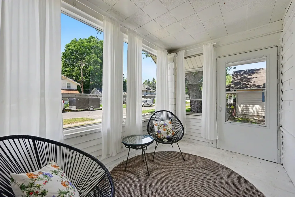 204 Nelson Avenue Kalamazoo Charter Township MI 49006