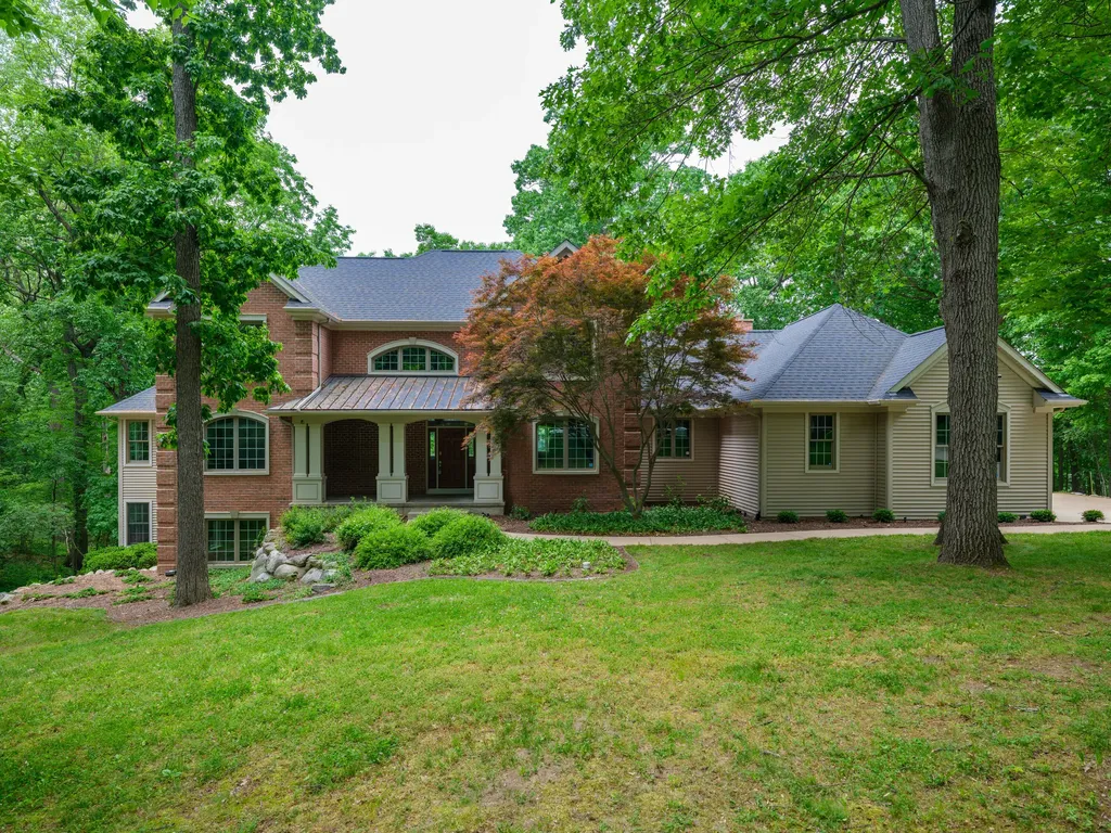 6311 E Bay Lane Richland Township MI 49083