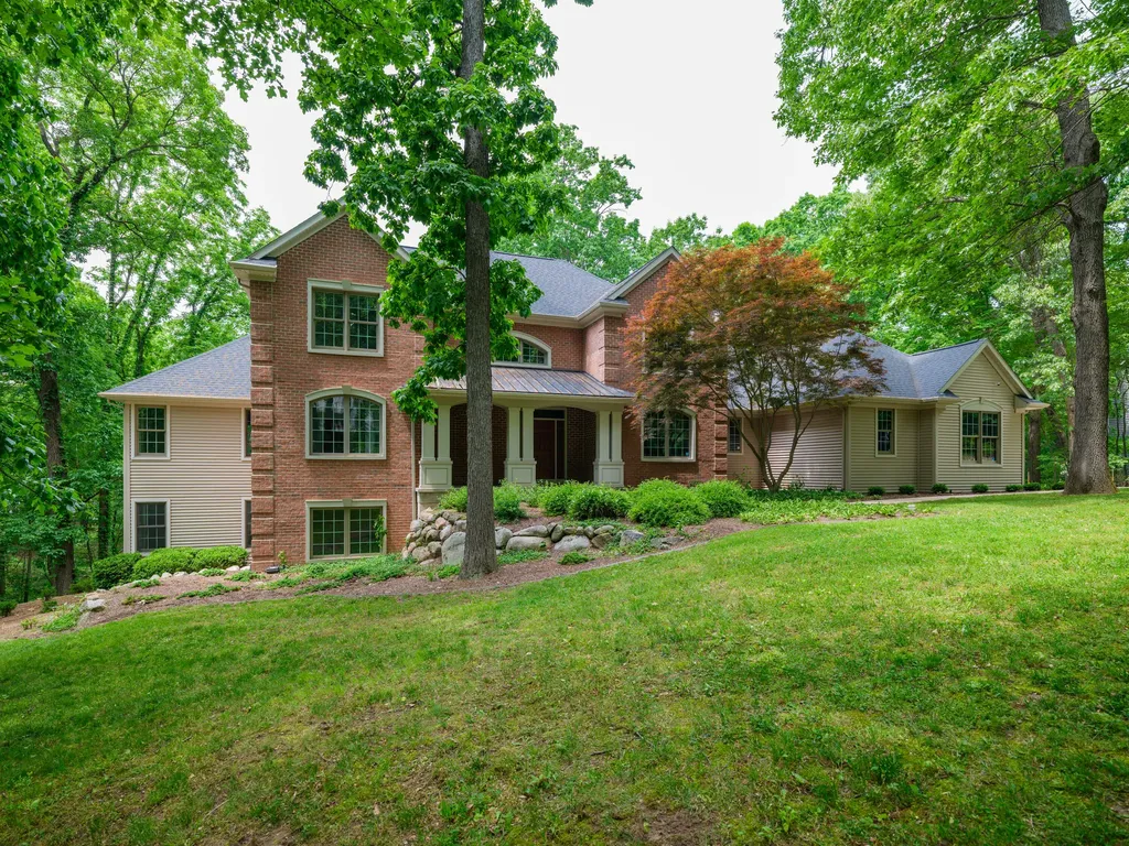 6311 E Bay Lane Richland Township MI 49083