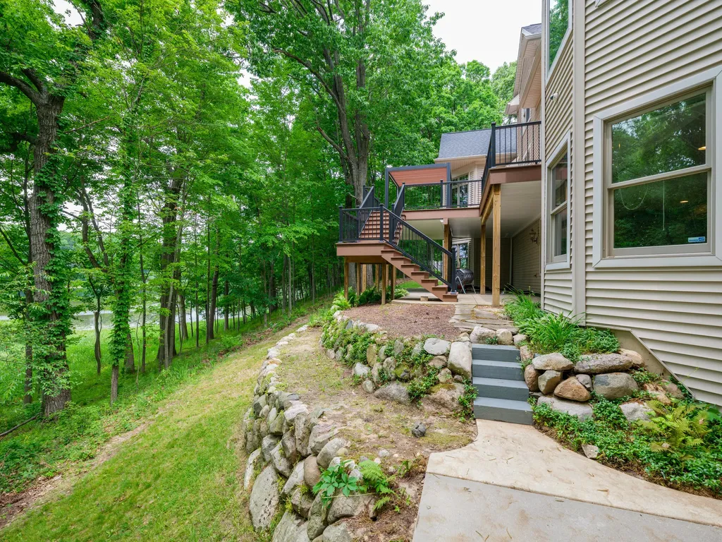 6311 E Bay Lane Richland Township MI 49083