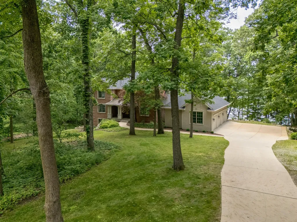 6311 E Bay Lane Richland Township MI 49083
