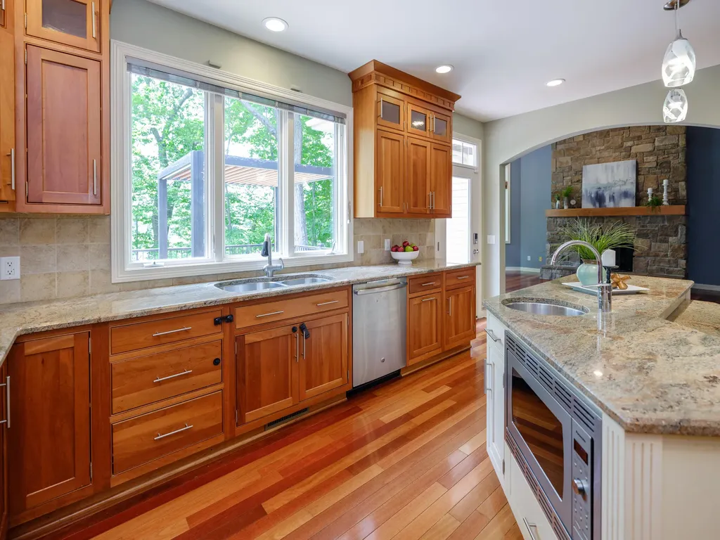 6311 E Bay Lane Richland Township MI 49083