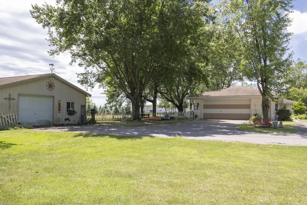 1550 E Y Avenue Schoolcraft Township MI 49097