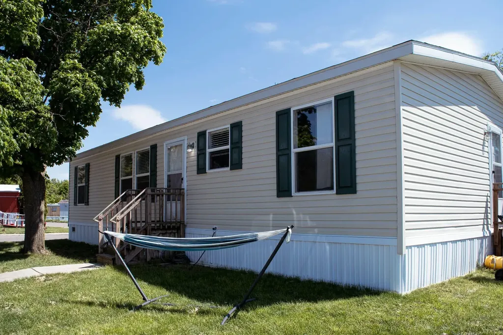 246 Center Green Meadow Street SE Grand Rapids Charter Township MI 49548