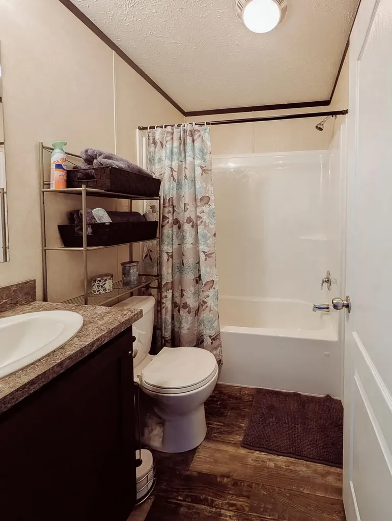 246 Center Green Meadow Street SE Grand Rapids Charter Township MI 49548