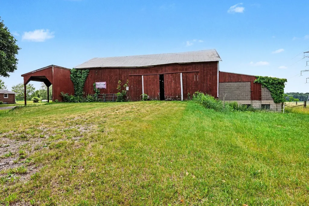 15290 Enzian Road Prairieville Township MI 49080