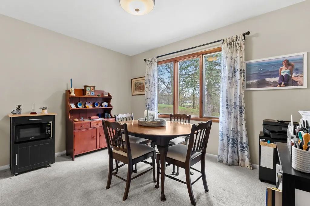 159 Kings Lane Emmett Charter Township MI 49014