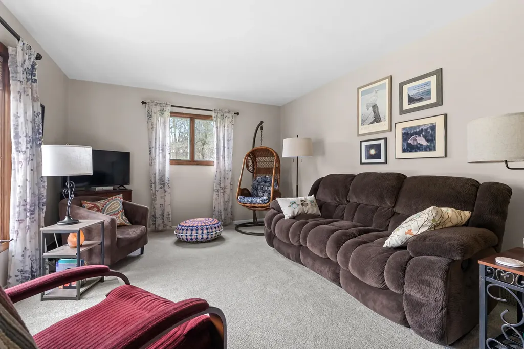 159 Kings Lane Emmett Charter Township MI 49014