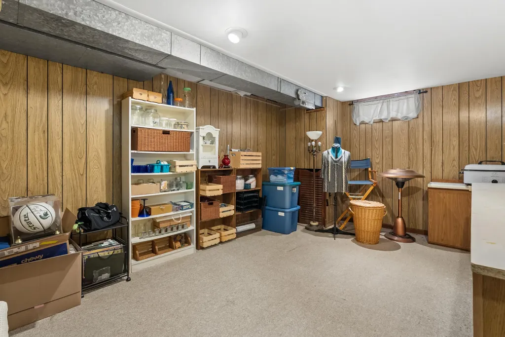 159 Kings Lane Emmett Charter Township MI 49014