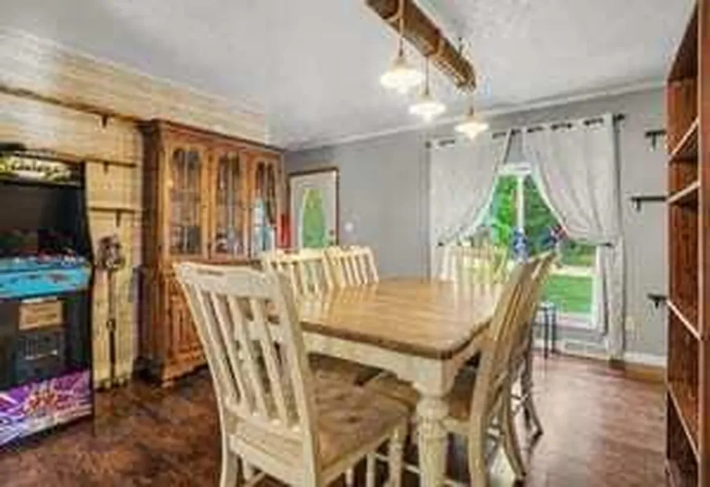 668 Westbrook Avenue Emmett Charter Township MI 49014