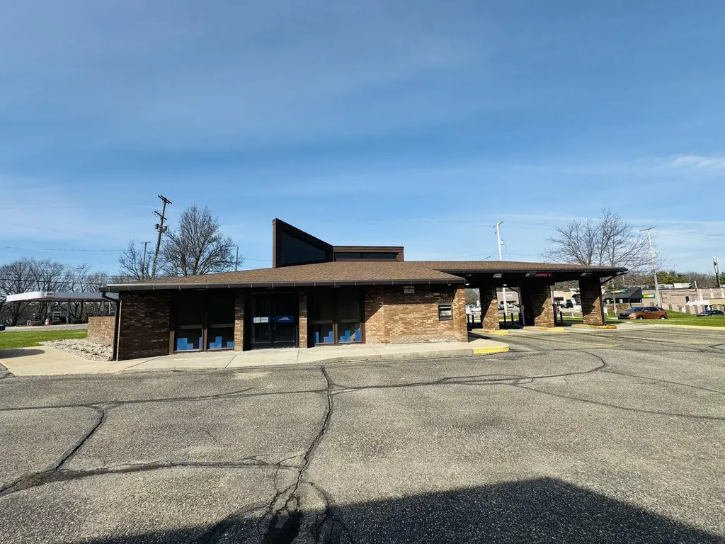 2025 Whites Road Kalamazoo City MI 49008