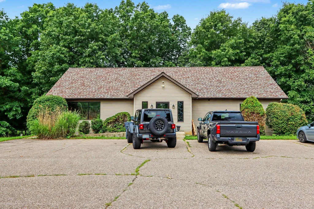 50744 25th Street Antwerp Township MI 49071