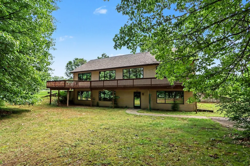50744 25th Street Antwerp Township MI 49071