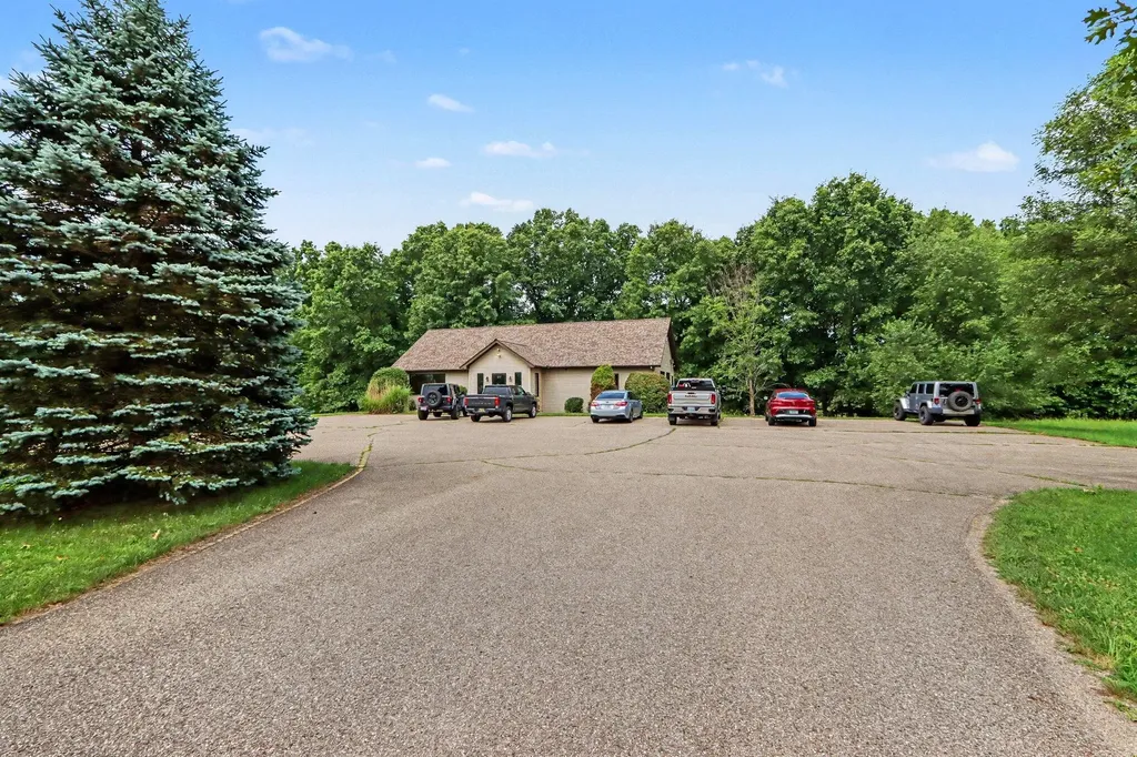 50744 25th Street Antwerp Township MI 49071