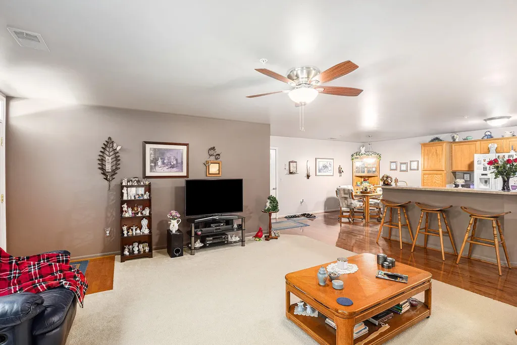 11347 N Woods Drive Shelby Charter Township MI 48317
