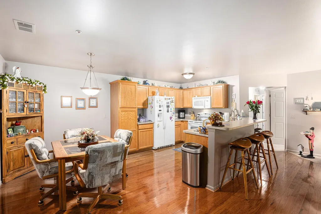 11347 N Woods Drive Shelby Charter Township MI 48317
