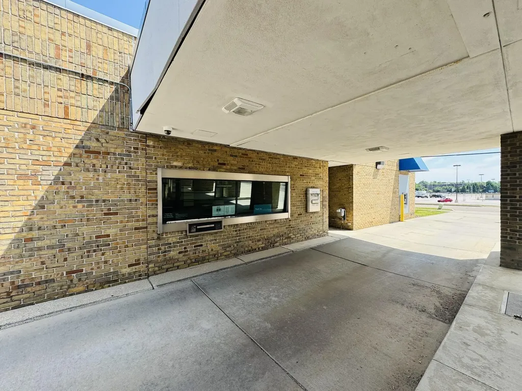 223 N Clippert Street Lansing City MI 48912