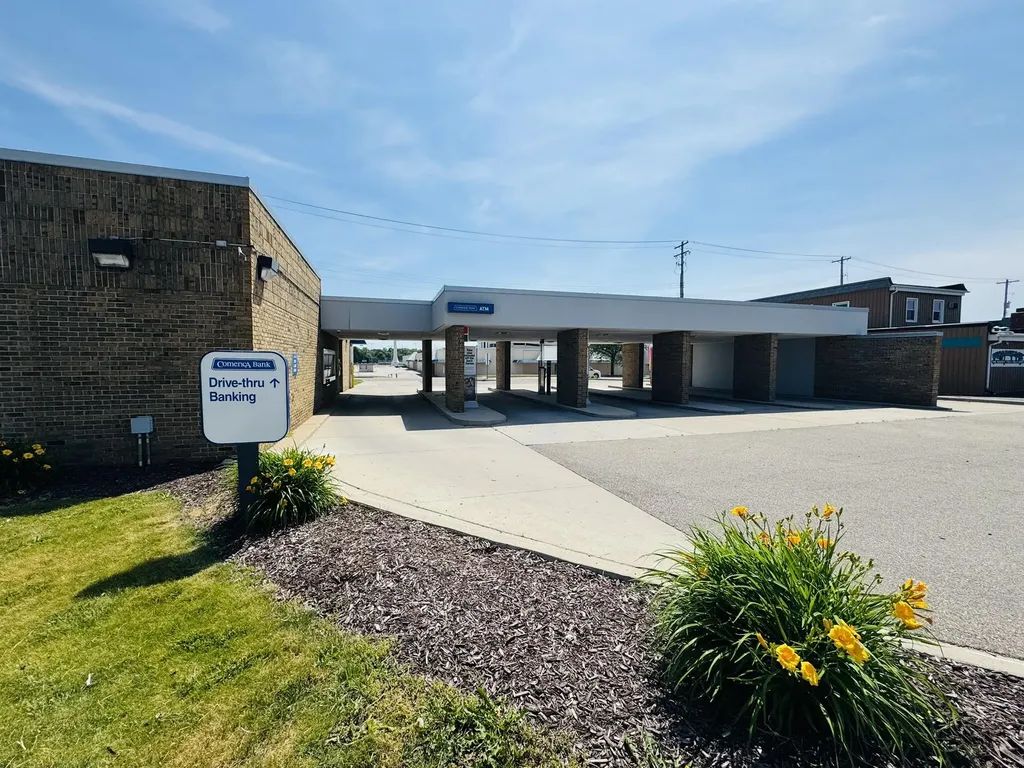 223 N Clippert Street Lansing City MI 48912