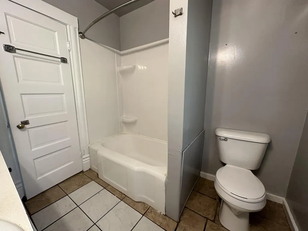 1925 Nichols Road Kalamazoo Charter Township MI 49006