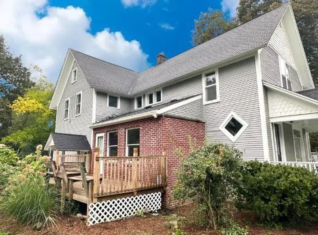 1925 Nichols Road Kalamazoo Charter Township MI 49006